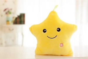 Glow Star Pillow™ – Stjärnglädje i sängen - självlysande gosedjurskudde