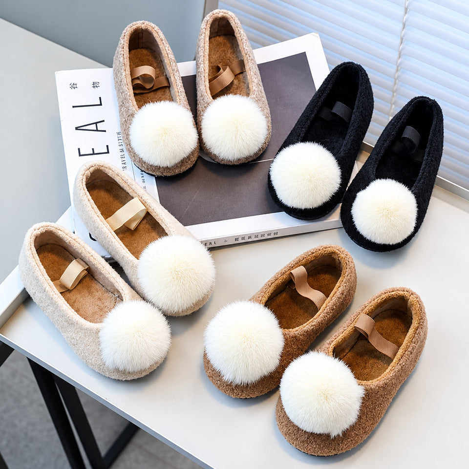 SoftSteps –  Varmt & mjukt – Flickor skor med plyschpompon