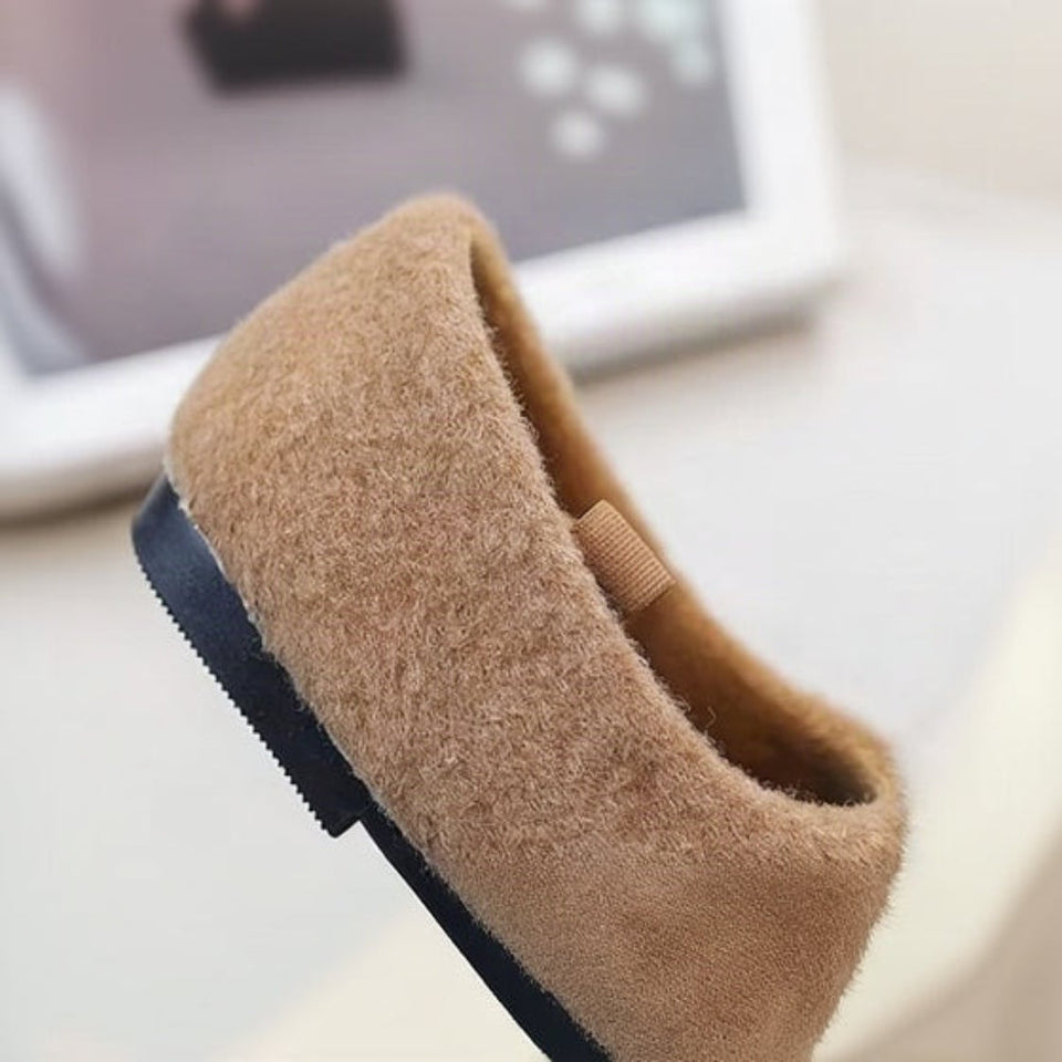 SoftSteps –  Varmt & mjukt – Flickor skor med plyschpompon