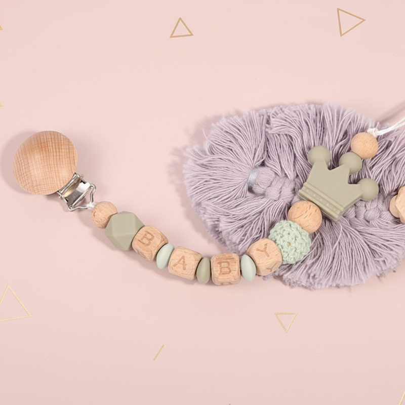 Personalized Pacifier Chain – Säker & stilfull – Personlig nappkedja