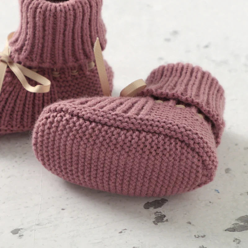 Booties & Mittens – Mjukt & varmt – Set med handskar och tossor