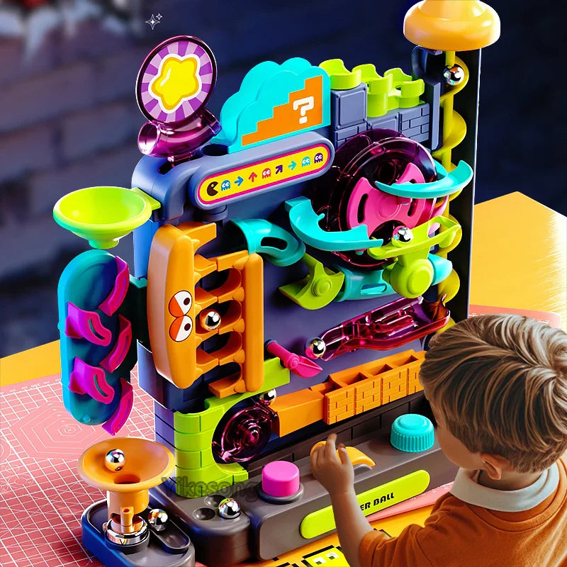 SmartTrack – Kreativt och lärorikt – Äventyrlig bana med bollar