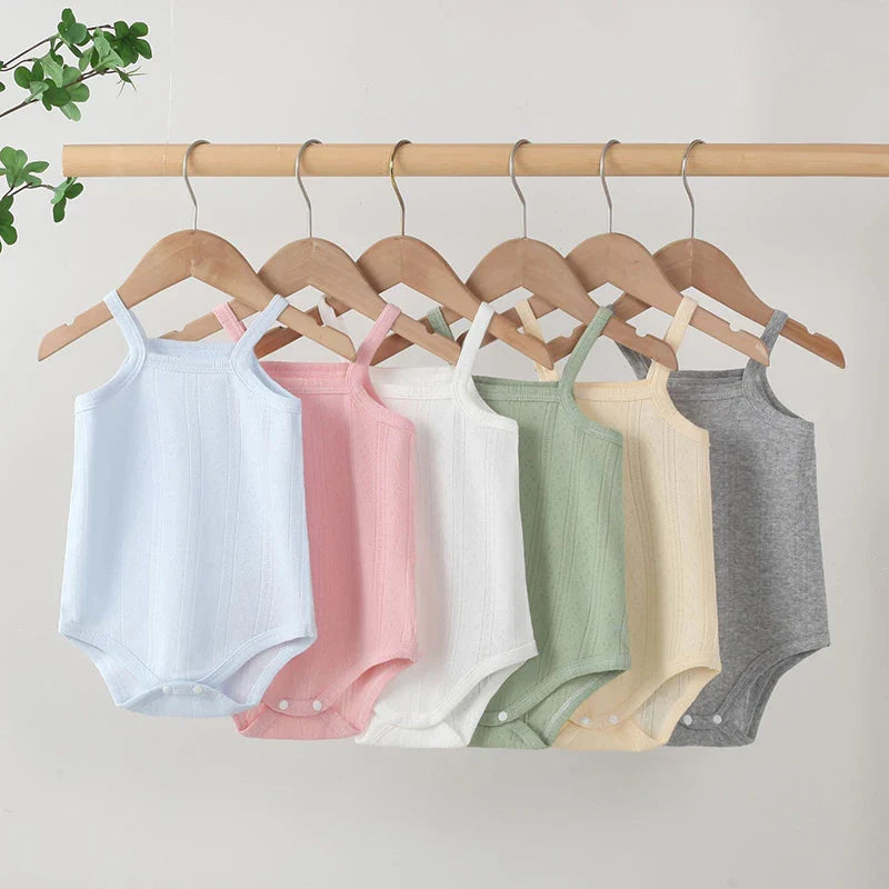 Summer Bodysuit – Luftigt & bekvämt – Stickad babybody