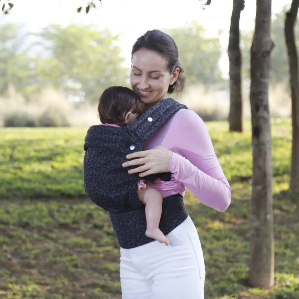 Snug Sling™ – Mjuk och nära – Bärstol för baby och småbarn