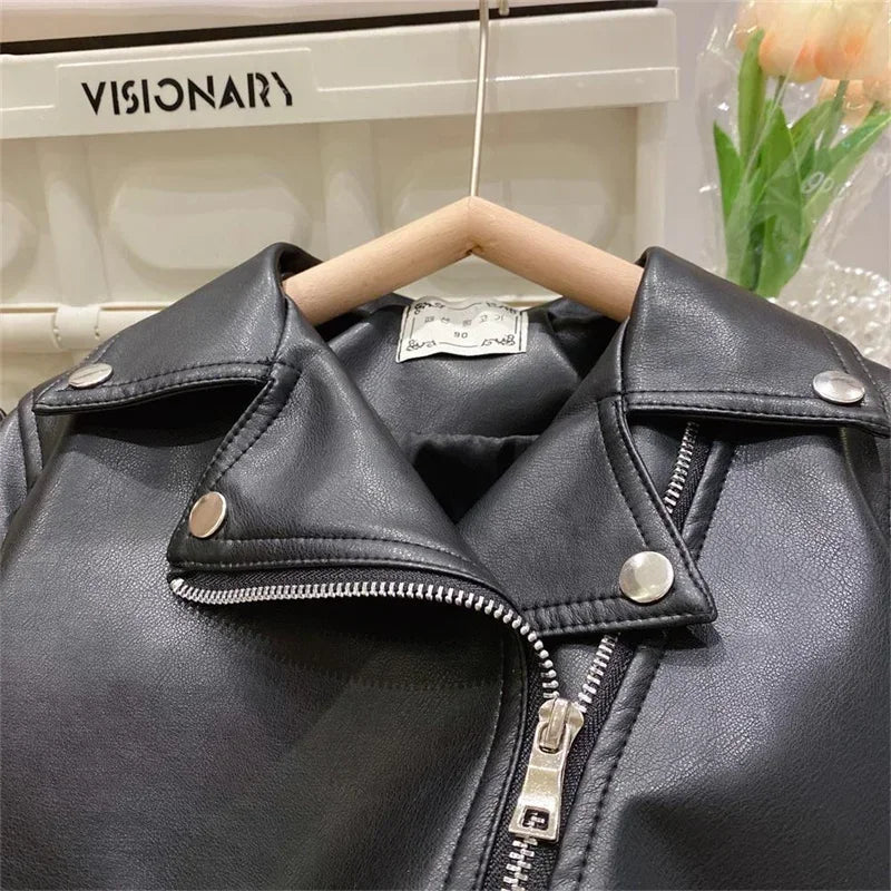 Girls Leather Jacket – Cool & stilfull – Läderjacka för barn