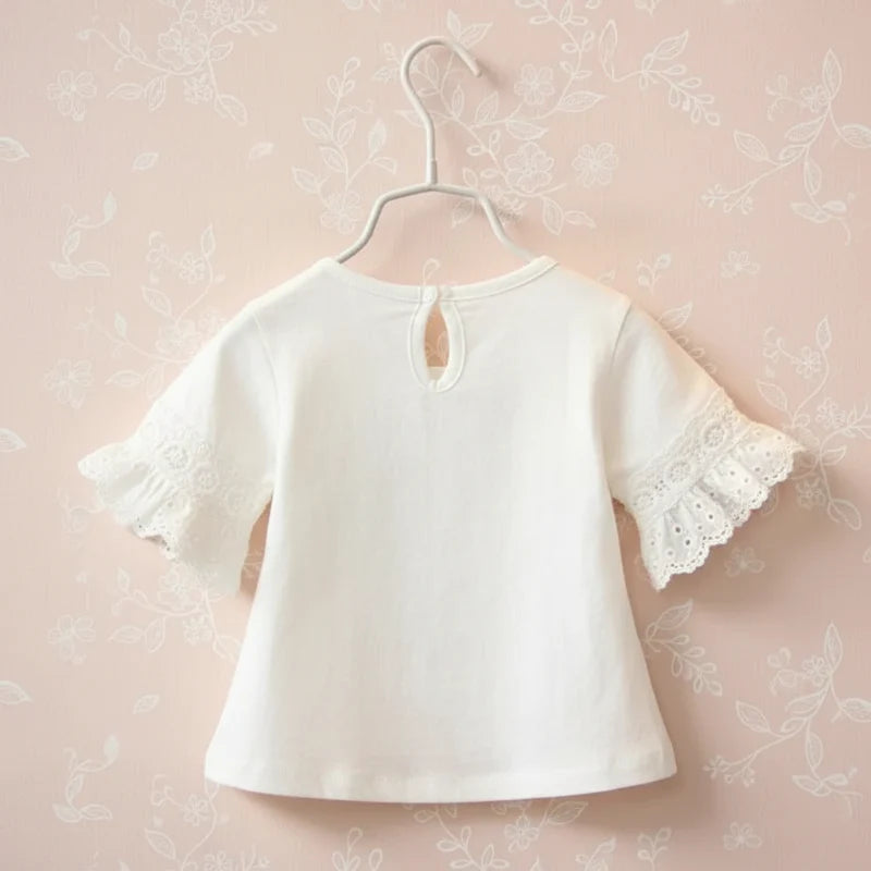 Girls Trumpet Sleeve Top – Elegans & komfort – Spetsärmar
