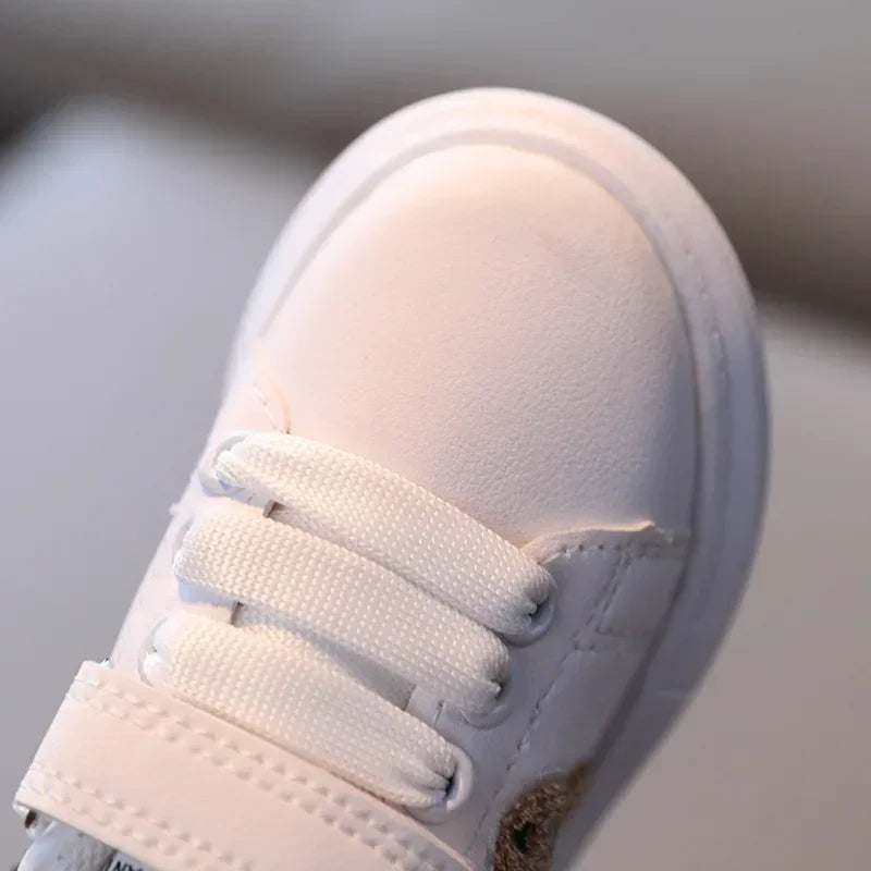 Bear Sneakers – Bekväm & söt – Barnsneakers med björnmotiv