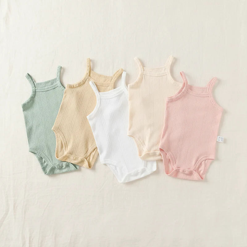 Summer Bodysuit – Luftigt & bekvämt – Stickad babybody