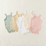 Summer Bodysuit – Luftigt & bekvämt – Stickad babybody