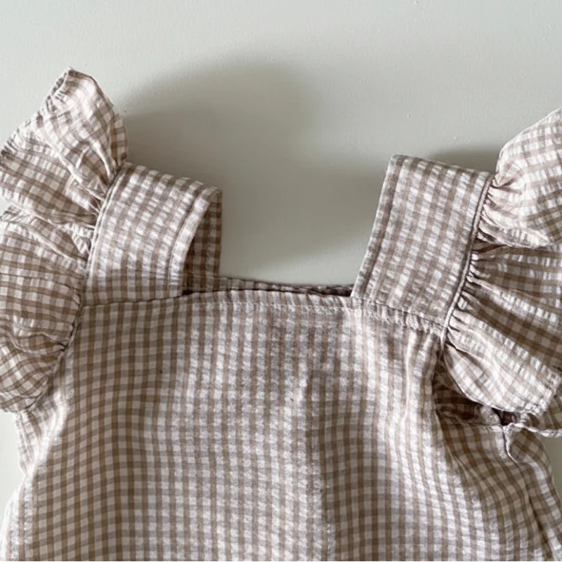 Girls Ruffle Tee – Luftigt & gulligt – Klädset för barn
