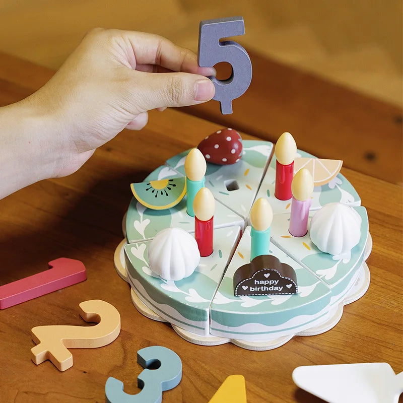 TinyChef – Lärorikt & roligt – Träköksset med tårta och tillbehör