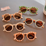 Colorful Kids Sun Shades – UV-skydd & stil – Solglasögon för barn
