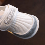 TinySteps – Andningsbar & lätt – Sommarsandaler för spädbarn med halkskyddssula